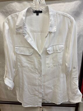 Velvet Heart White Collared Button Shirt